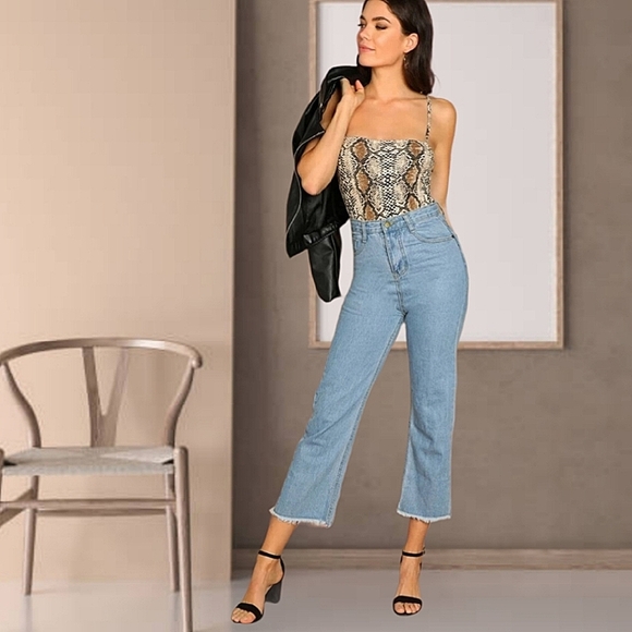 SNAKESKIN PRINT CAMI BODYSUIT - Picture 3 of 8